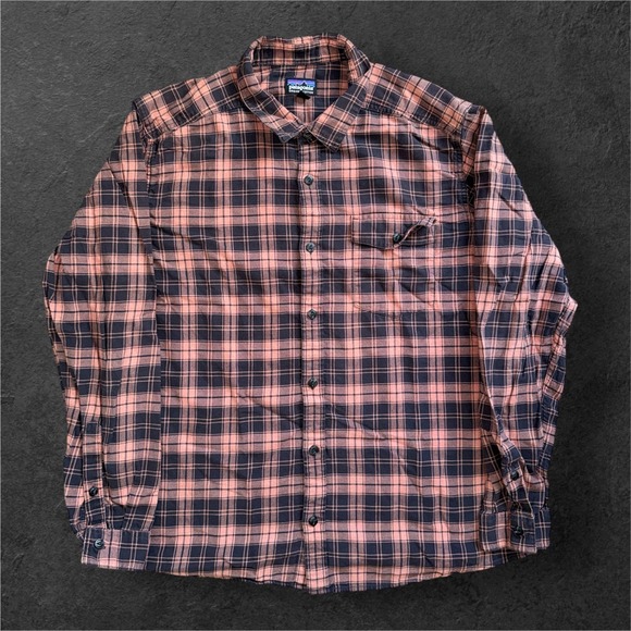 Patagonia Mens Large Organic Cotton Plaid Flannel Button Down Shirt Pink Navy - Picture 1 of 8